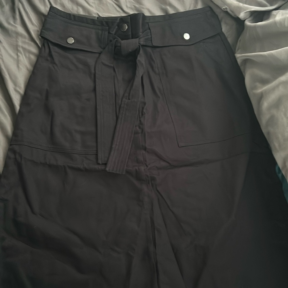 NWT Banana Republic black skirt 
Small waist